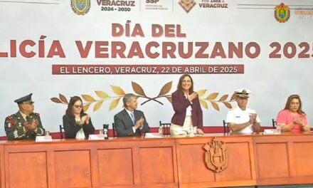 Inicia gobernadora Rocío Nahle con programa de vivienda para policías