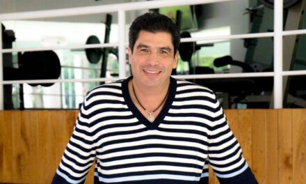 ¡Qué poca imaginación! Candidatos parecen discos rayados