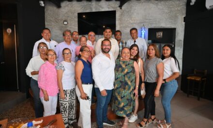 Pedro Miguel Rosaldo se reúne con arquitectos y valuadores para dialogar sobre el futuro urbano de Coatzacoalcos