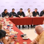 Pedro Miguel Rosaldo se reúne con empresarios de la construcción: plantea estrategia para mejorar la infraestructura de Coatzacoalcos