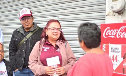 Casa por casa, escuchando a la gente, Daniela Griego construye la ruta de la continuidad por la transformación de Xalapa
