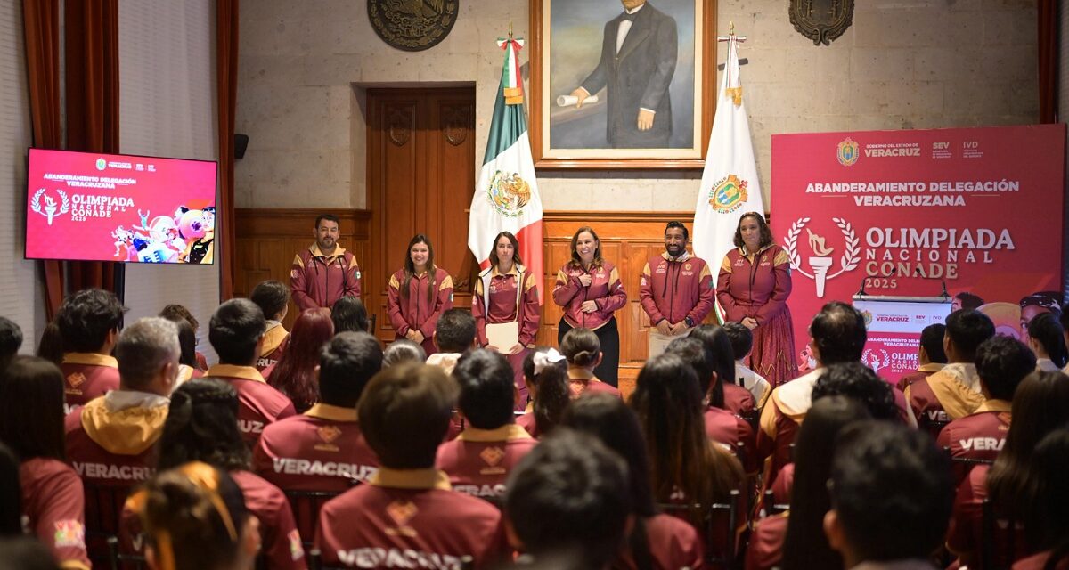 Veracruz abandera a delegación que asistirá a la Olimpiada Nacional CONADE