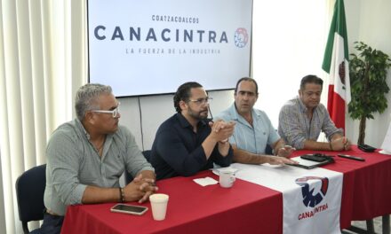 Transformar Coatzacoalcos desde el Orden: Pedro Miguel Rosaldo dialoga con empresarios de Canacintra