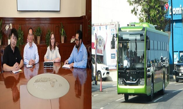 Astrolabio Político