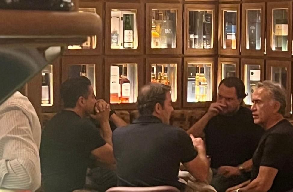 Astrolabio Político