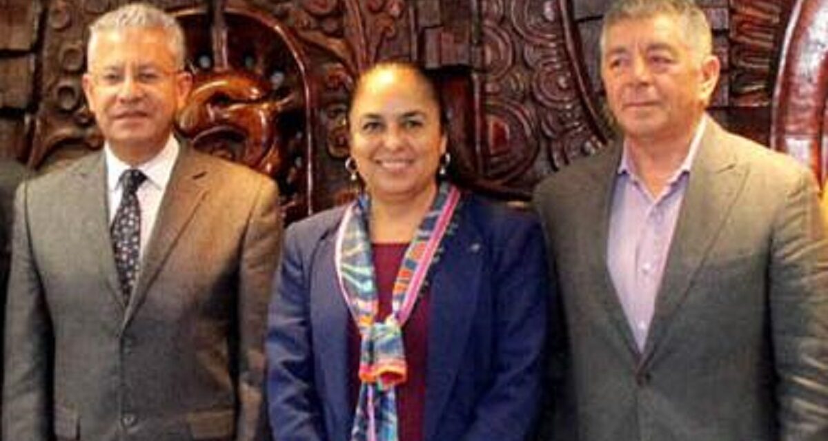 Ex rectores de la UV rechazan posible ‘albazo’ de Junta de Gobierno para nombrar por un periodo más al actual rector