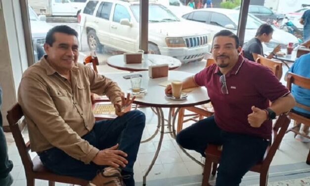 Astrolabio Político