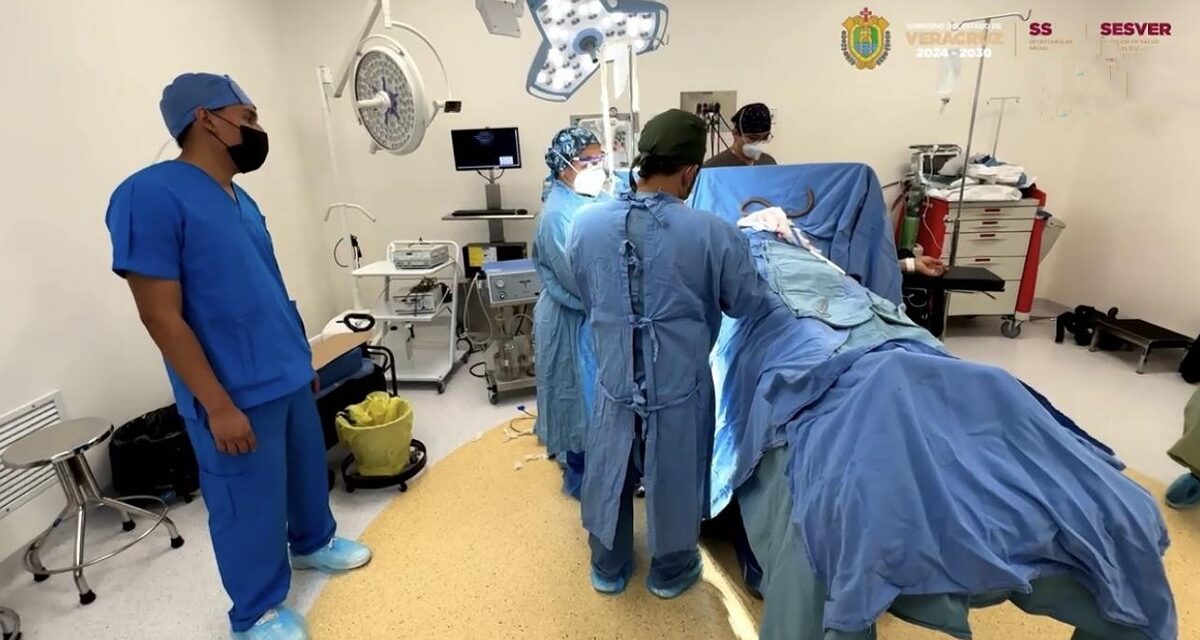 Salvan especialistas de Salud, mano de trabajador tras accidente laboral
