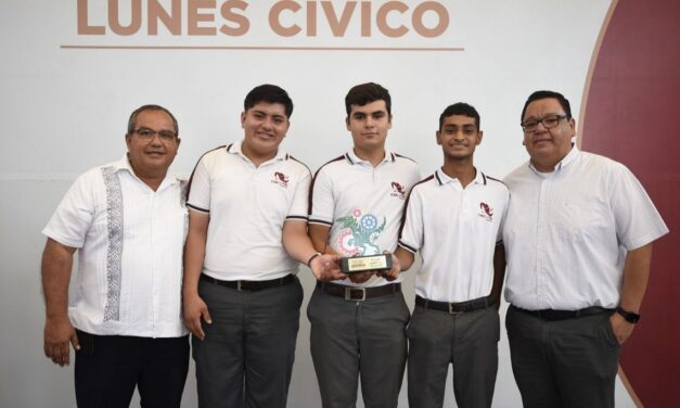 Estudiantes del CECyTEV ganan concurso nacional con vehículo solar