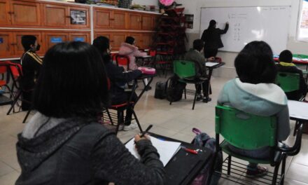 Docentes podrán cambiar de adscripción con base en antigüedad y proceso presencial