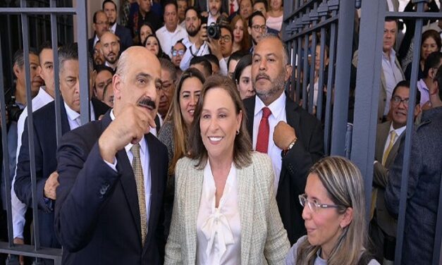 Astrolabio Político