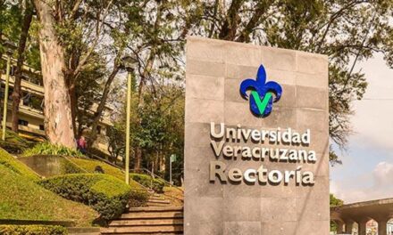Académicos se unen contra ‘prórroga’ que plantea rector de la UV para mantenerse en el cargo