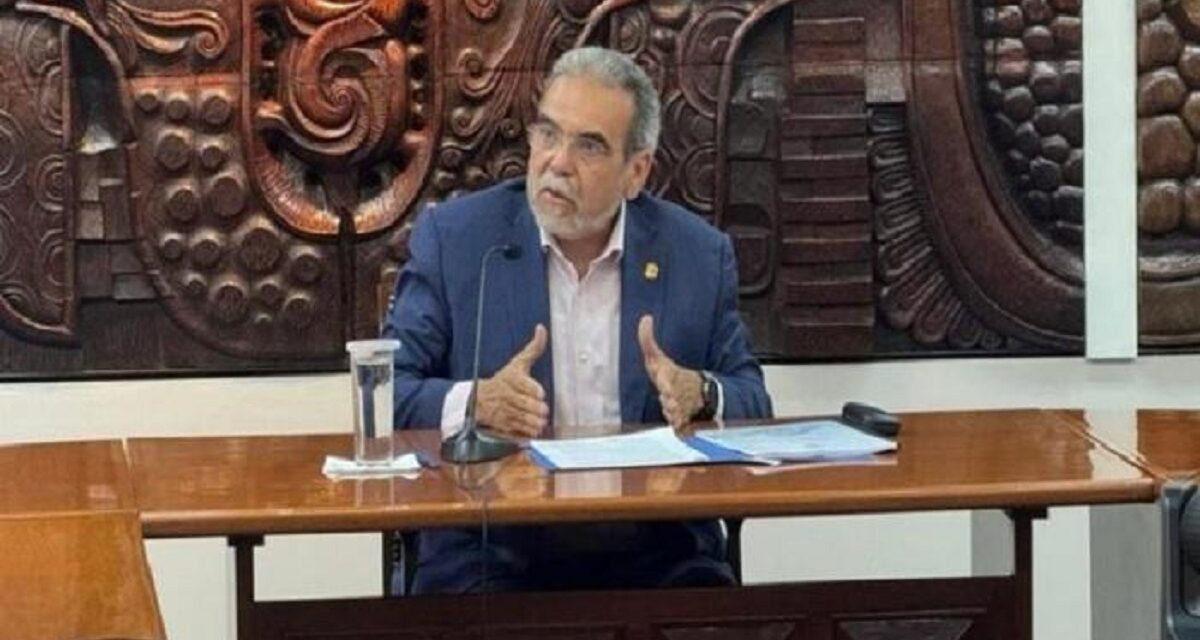 Astrolabio Político