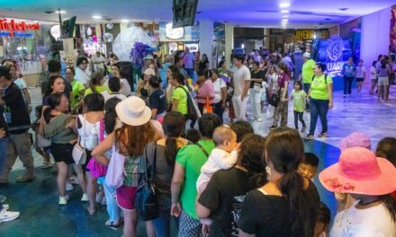 Lleno total en Martes Gratis del Aquarium del Puerto de Veracruz