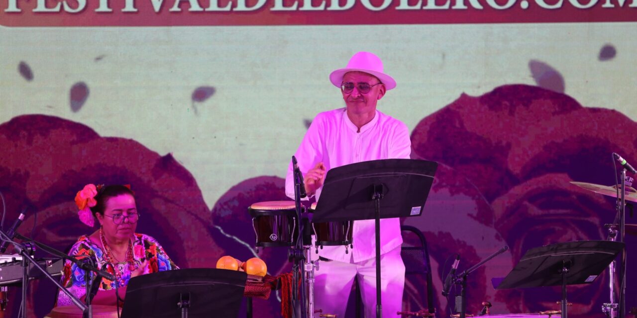 Recordando a Manzanero, abre el Festival Internacional del Bolero en Tlacotalpan