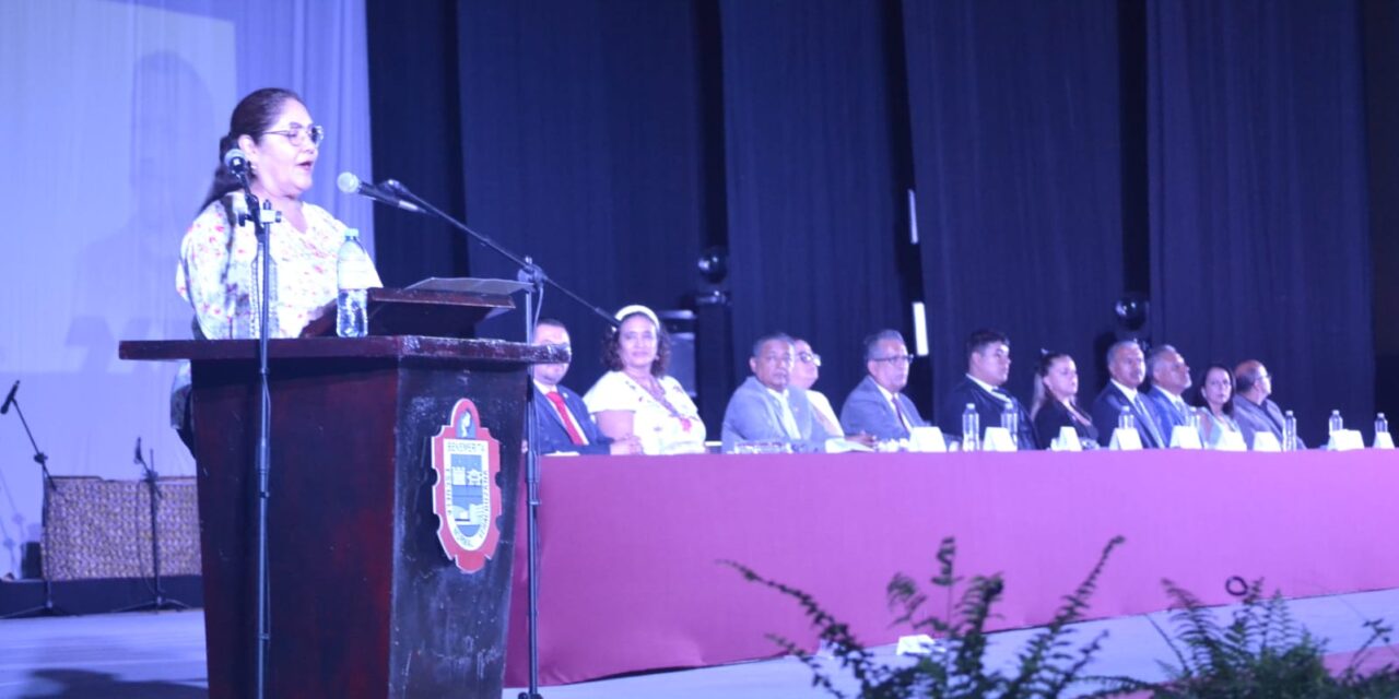 Egresan 315 estudiantes de Licenciatura y Posgrado en la BENV Enrique C. Rébsamen