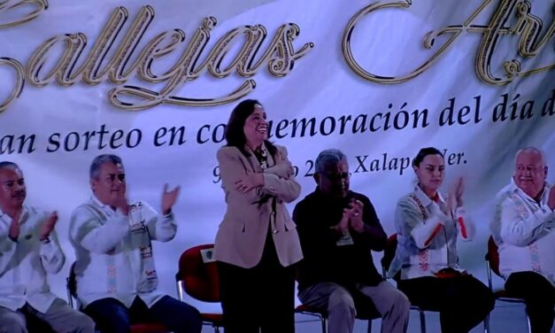 Todo el respaldo al magisterio veracruzano, afirma Rocío Nahle en evento de la Sección 32 del SNTE