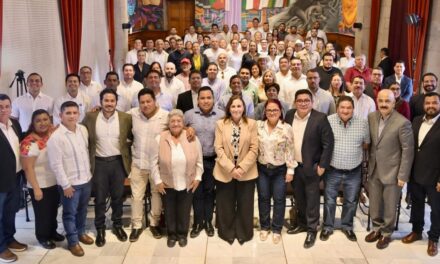 Gobernadora Rocío Nahle se reúne con alcaldes electos y refrenda apoyo total