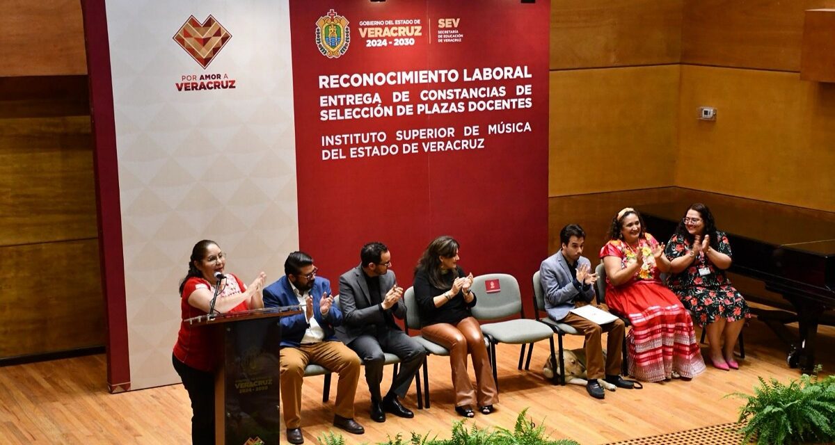 Cumple SEV con regularización docente en el ISMEV; inicia entrega de plazas