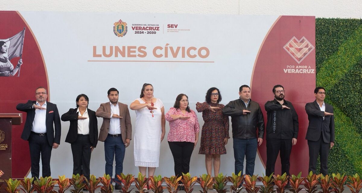 Premia SEV el talento académico, técnico y deportivo de jóvenes veracruzanos