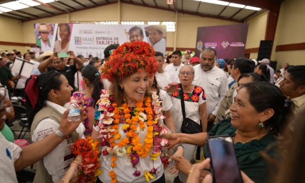Justicia social para los pueblos originarios; Chicontepec recibe más de 59 mdp