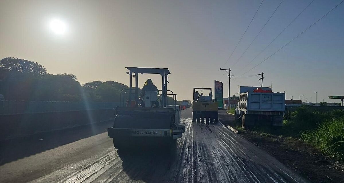 Rehabilita la SICT 8.2 kms del Libramiento Veracruz