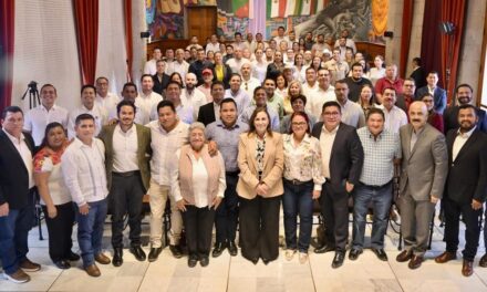 Astrolabio Político