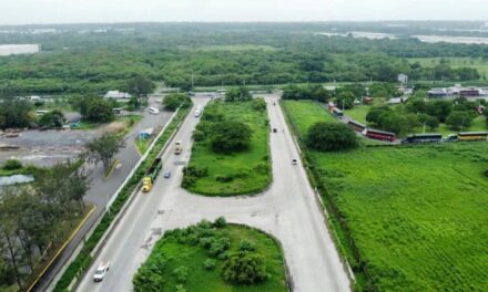 Trabaja SICT en 79 obras de la red carretera federal en Veracruz