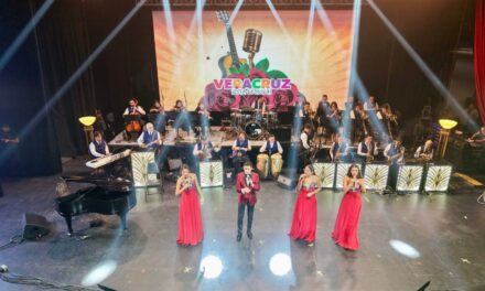 Noche inolvidable: espectacular gala artística de bolero en el Teatro Reforma