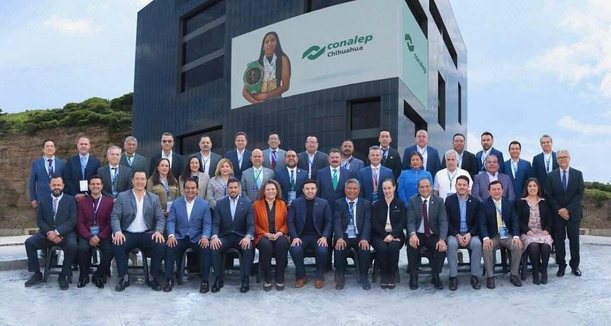 Alumnos del CONALEP Veracruz reciben distinciones por excelencia académica y deportiva