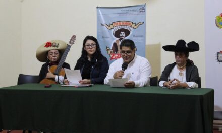 Lleva SECVER teatro comunitario a 10 municipios con la gira ¡Por mi general Zapata!