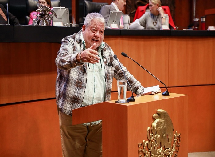 Astrolabio Político