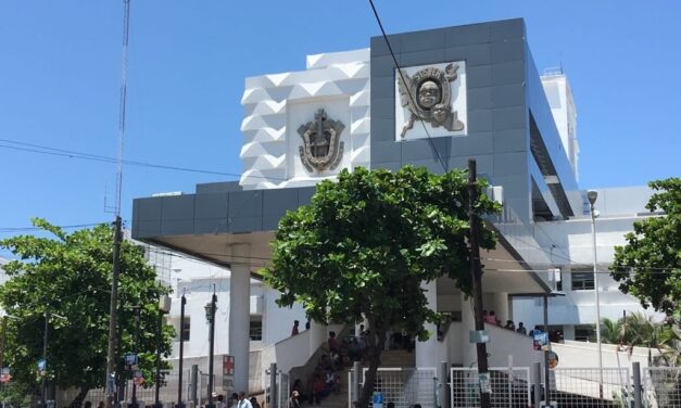 Nahle destituye personal directivo del Hospital de Alta Especialidad del Puerto 