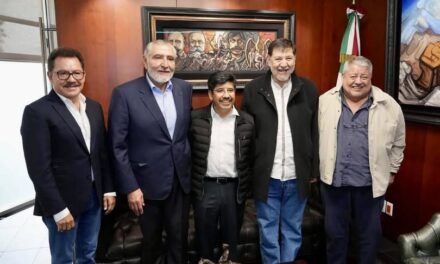 Astrolabio Político