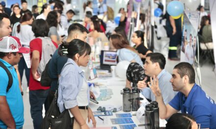 Veracruz abre espacio laboral para jóvenes con más de 500 oportunidades de empleo