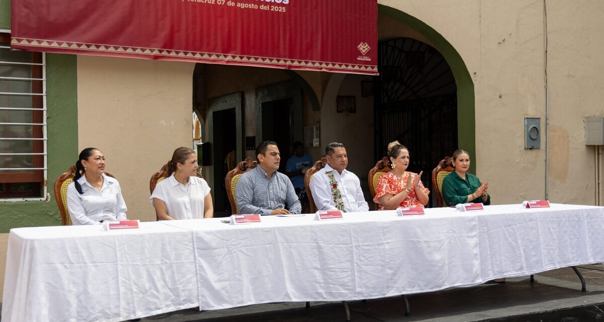 Ofertan más de 370 vacantes en la Caravana de Servicios, en Tlacotalpan