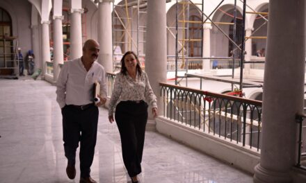 Supervisa Rocío Nahle avance de rehabilitación en el Palacio de Gobierno