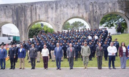Veracruz cuenta con 104 nuevos policías de proximidad
