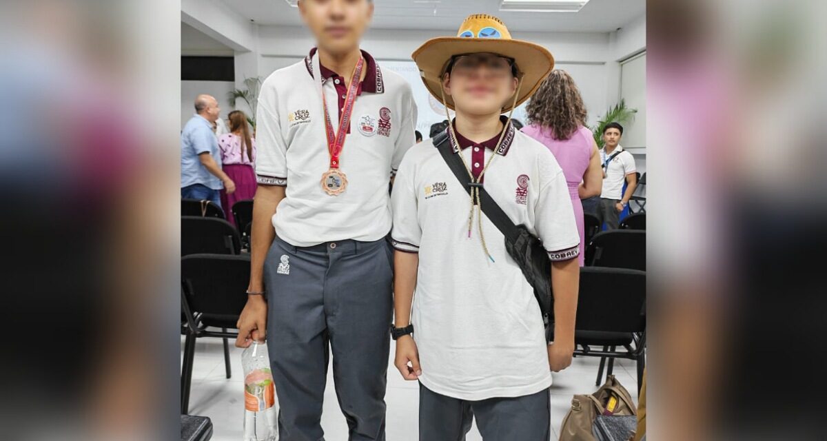 Medalla de bronce para estudiantes del COBAEV en la Olimpiada Estatal de Química