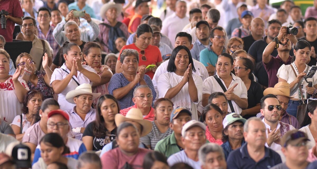 Rocío Nahle impulsa a Veracruz como granero de México; entrega semilla mejorada