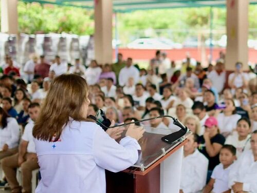 Un pueblo educado es un pueblo que avanza: Rocío Nahle