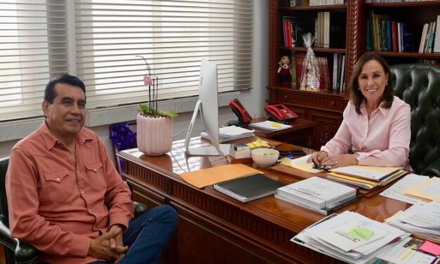 Astrolabio Político