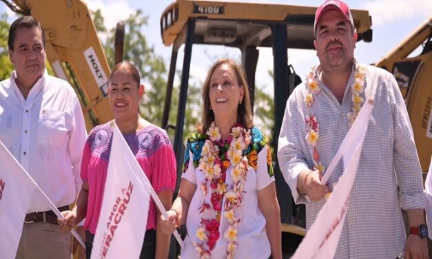 Astrolabio Político