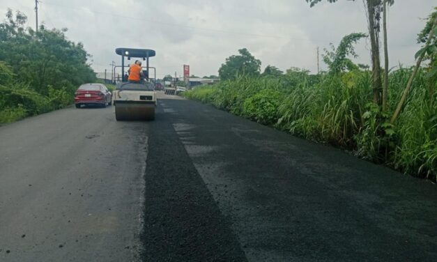 Inicia conservación periódica en tramos carreteros de Minatitlán