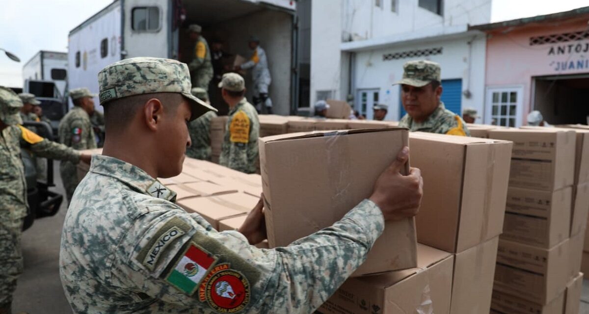 Veracruz despliega ayuda para familias afectadas por la Onda Tropical 20