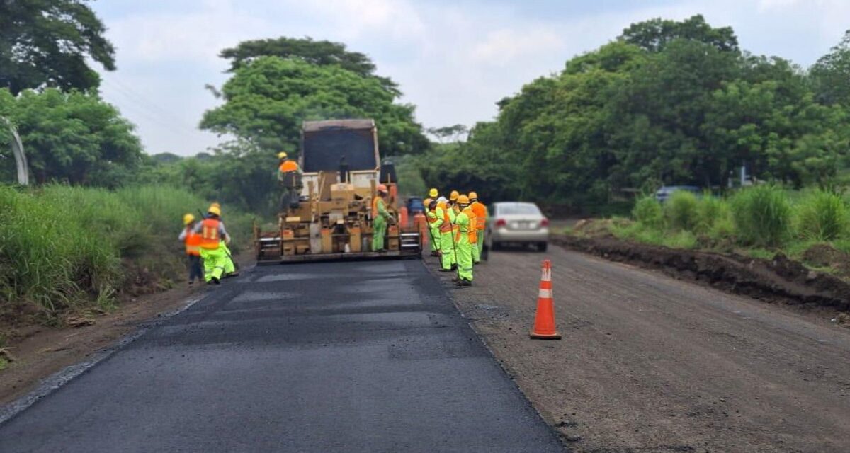 Plantea Estado a SICT coordinación para remediación de carretera 180 tramo Catemaco – Acayucan