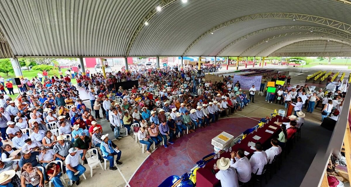 Impulso a la economía circular con entrega directa de 5 mil módulos avícolas: Rocío Nahle