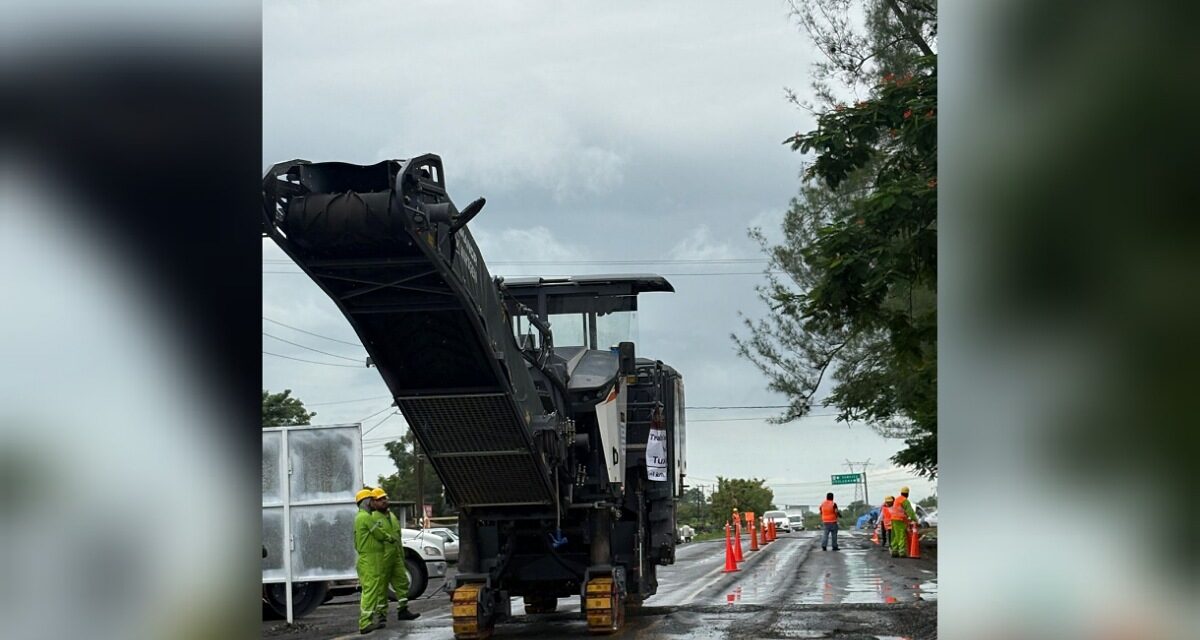 Arrancan trabajos de conservación con tren de pavimentación en el norte del estado de Veracruz