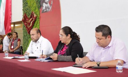 UPAV mantiene vigencia y fortalece su compromiso educativo: SEV