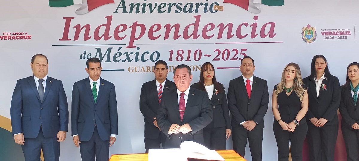 Contraloría presentó denuncia penal por presunto daño en Salud, podrían inhabilitar ex titular de administracón y otros